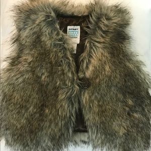 Old navy faux fur vest size 3t